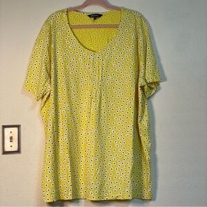 Ulla Popken Cotton Blend Scoop Neck‎ Yellow with White Daisy's T-shirt sz 26/28